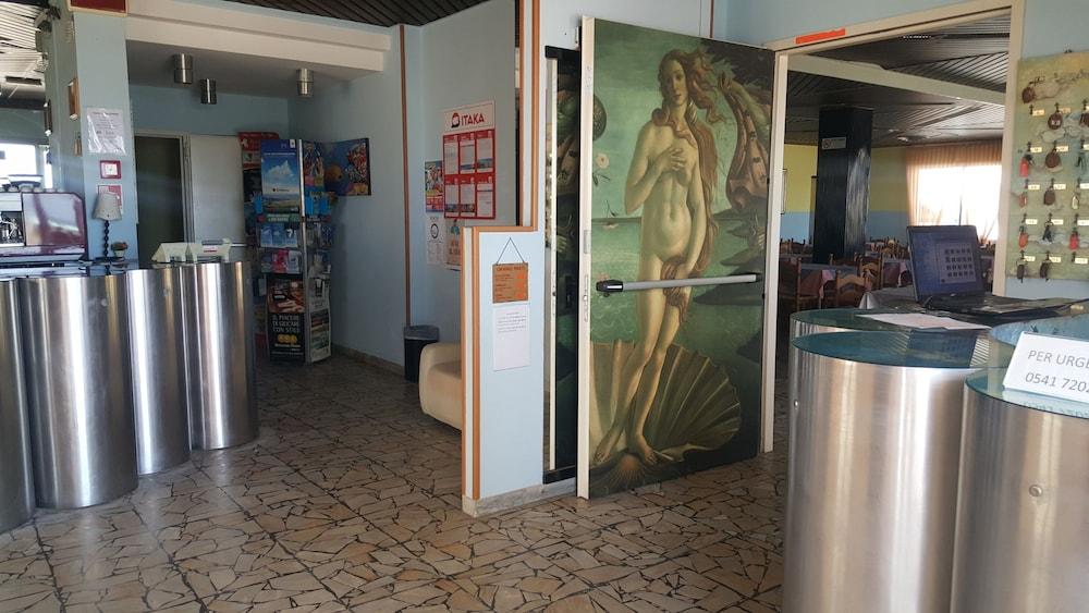 Hotel Ideal Rimini Esterno foto